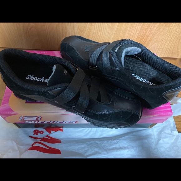 NWB Sketchers Sneakers - Picture 3 of 7